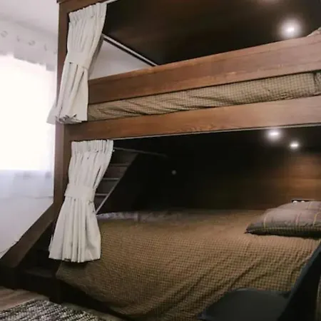 Chalet Rustique A Lary Soulan Avec Vue Sur La Montagne * סן-לארי-סולאן